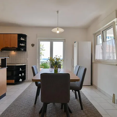 Дом отдыха Rina Vacation