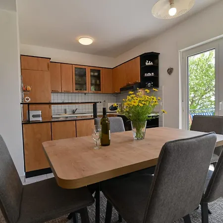 Rina Vacation * Трогир