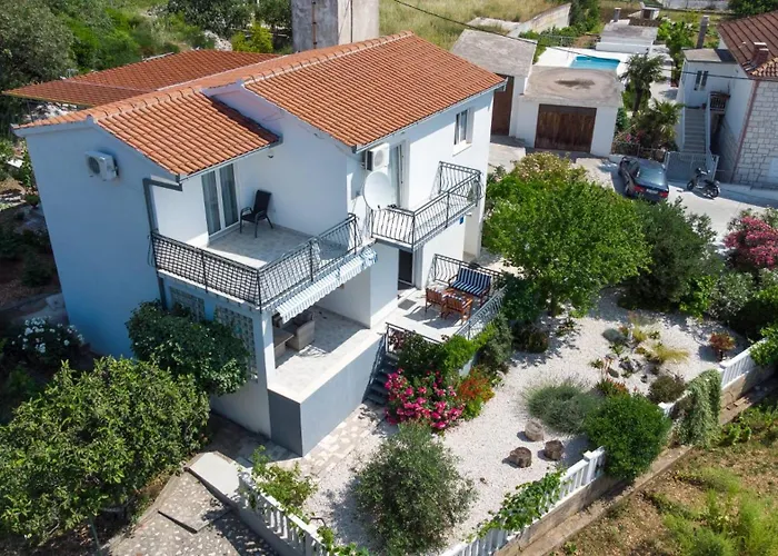 בית נופש Rina Vacation