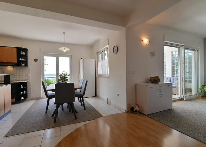 Rina Vacation בית נופש טרוגיר