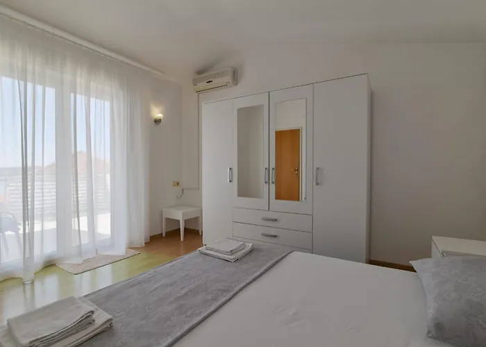 Rina Vacation בית נופש