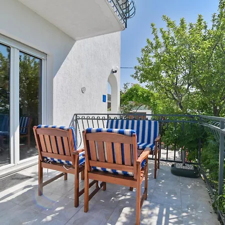 Rina Vacation Ferienhaus *