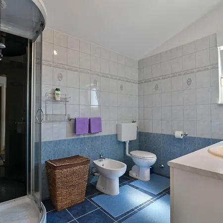 Ferienhaus Rina Vacation *