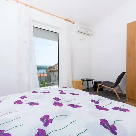 Rina Vacation Ferienhaus